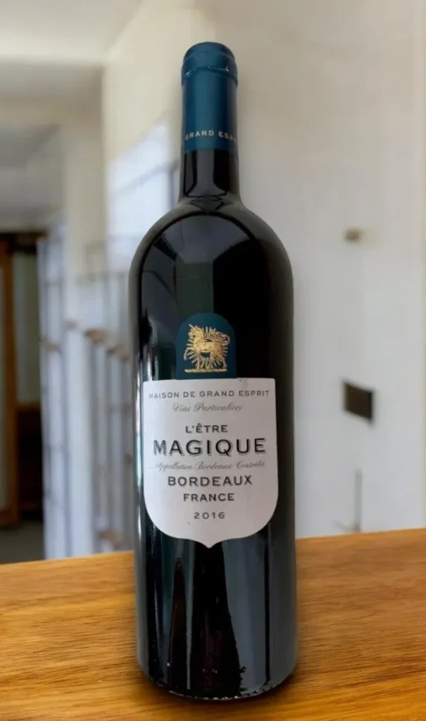 Maison de Grand Esprit LÊtre Magique Bourgogne Rouge